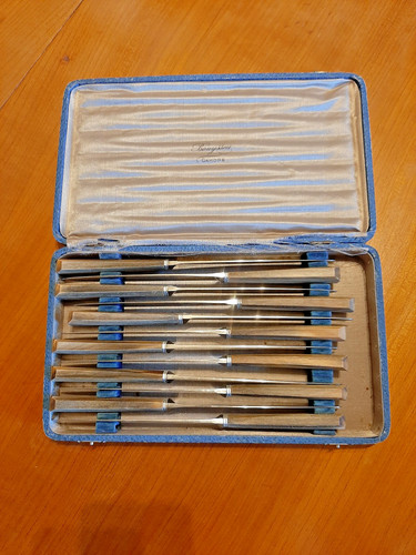 Coffrets couteaux anciens - couteaux,