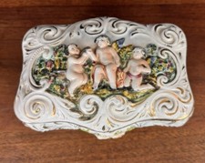 Capodimonte Italie : boite ou