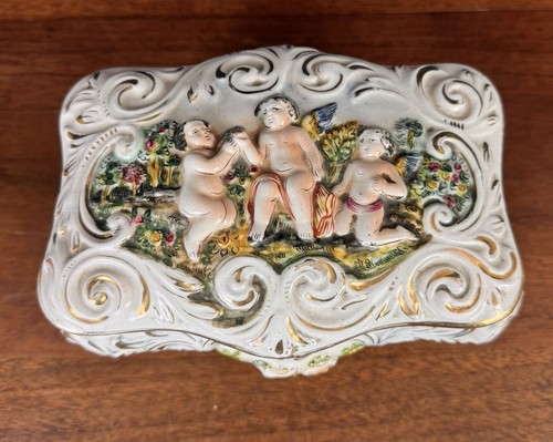 Capodimonte italie boite ou - italie,
