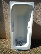 BAIGNOIRE BLANCHE 170 X 75X40 cm avec mitigeur et douchette + pieds