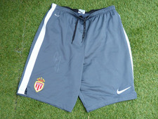 Short signé TIEMOUE BAKAYOKO