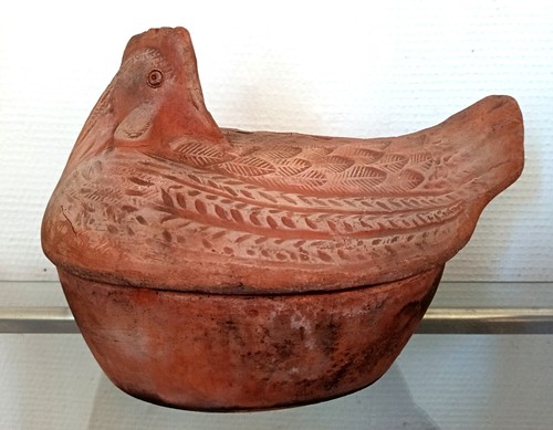 Ancienne cocotte poule - ancienne,