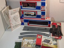 Beau lot de trains miniatures Jouef HO vintage (wagons, rails et maquette)