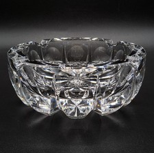 Grand cendrier cristal soufflé taillé signé Saint-Louis modèle Ambassadeur XXème