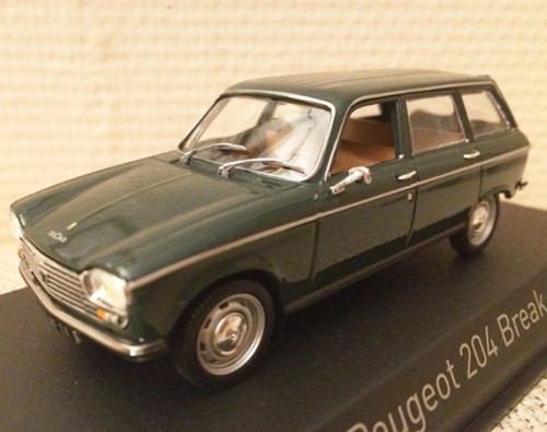 Peugeot 204 break verte 1965 - break,