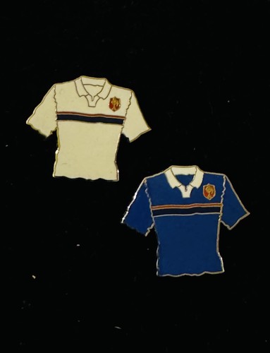 Pin équipe france de - 2, pin’s
