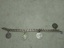 ANCIEN BRACELET AVEC PIECE