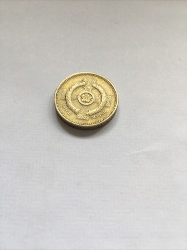 Rare croix celtique - 1996, 1€