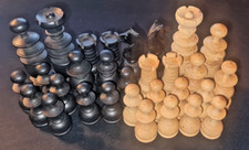 ANCIEN JEU D'ÉCHECS EN BOIS  VINTAGE