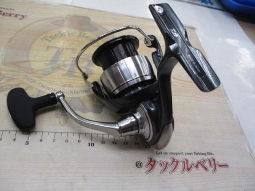 Moulinet tournant léger daiwa - moulinet,