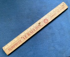 Ancienne règle en bois