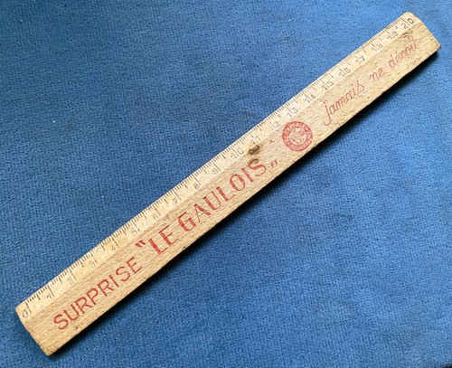 Ancienne règle bois - règle, en