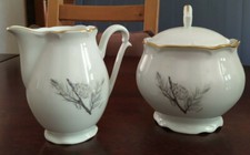 Pots à lait et à sucre porcelaine de Sologne - Lamotte signé