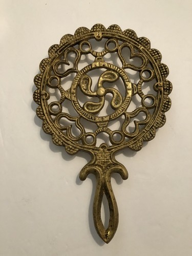 Cast iron trivet ship - iron,