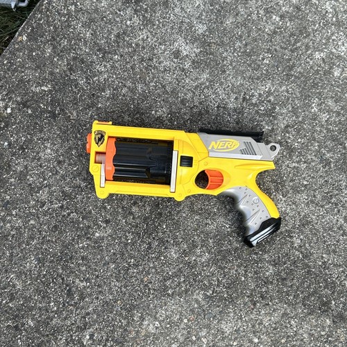Nerf strike maverick - n-strike,