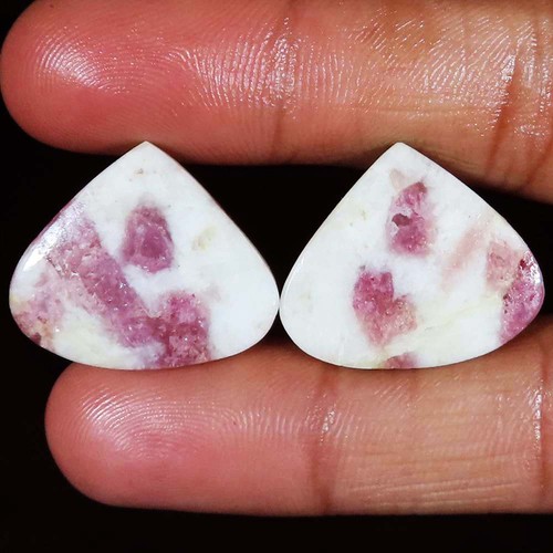 Rose tourmaline quartz - tourmaline, coeur