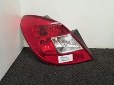 Feu arriere principal gauche