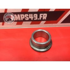 Entretoise de roue avant