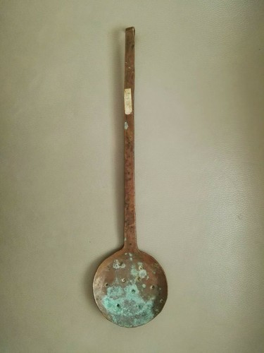 Ancienne écumoire cuivre - en,