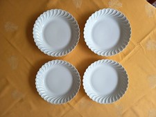 4 assiettes creuses modèle
