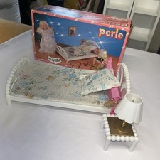 A3 VINTAGE POUPÉE PERLE