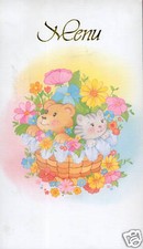 Lot de 10 menus - Motif : Petits chien et chat dans une corbeille de fleurs
