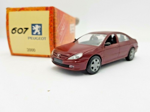 Voiture miniature peugeot 607 - voiture,