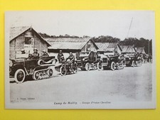 cpa CAMP de MAILLY Aube Marne Militaire Groupe d'AUTOS CHENILLES Side Car MOTO