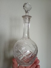 SAINT LOUIS FRANCE - Carafe à liqueur cristal taillé "étoile" Bouchon "diamant"