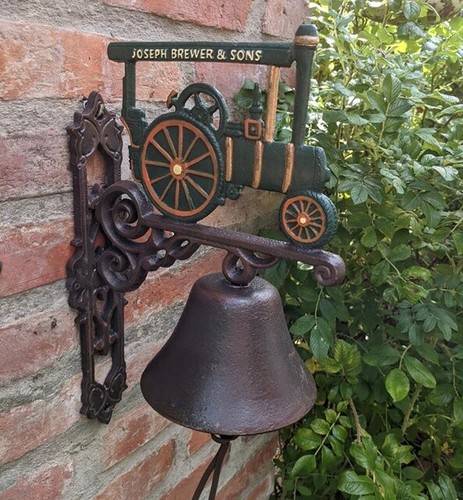 Cloche porte tracteur - de,