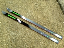 Ancien skis neufs - , rossignol