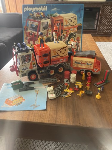 Vtg playmobil lot - vtg, incomplete
