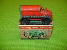 MINIC TRI-ANG TRACTEUR A