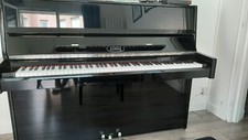 PIANO DROIT LAQUE NOIR KEILBERG TRES BON ETAT ET REVISE TOUS LES ANS