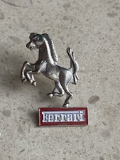 Pin’s Ferrari •