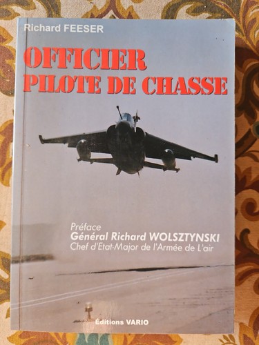 Officier pilote chasse - de,