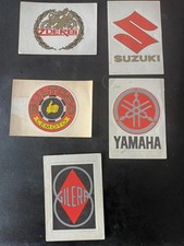 panini super moto  année 1974/75  lot de 5 images ecussons original  bon etat 