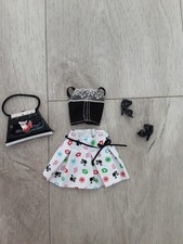 Vêtements Barbie  
