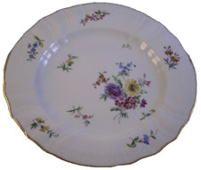 Assiette En Porcelaine Russe