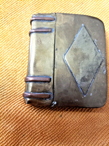 Trés beau ancien briquet - et,