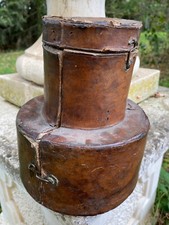 Etui Cuir du XVIII ème Siècle & 18 ème Siècle & Calice & Ciboire & France