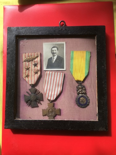 Cadre médailles militaire - médailles,