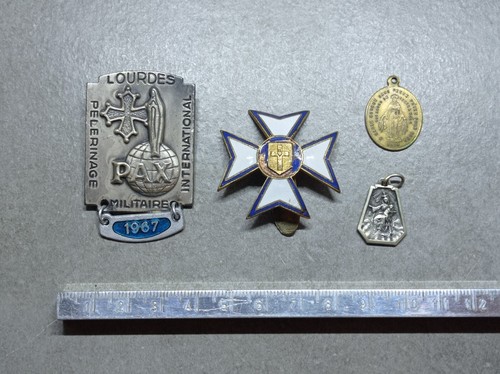 Lot broches insignes - lot, 4