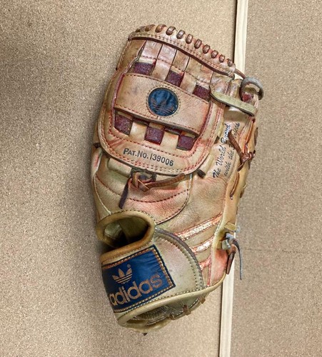 Rare adidas softball - 80's,