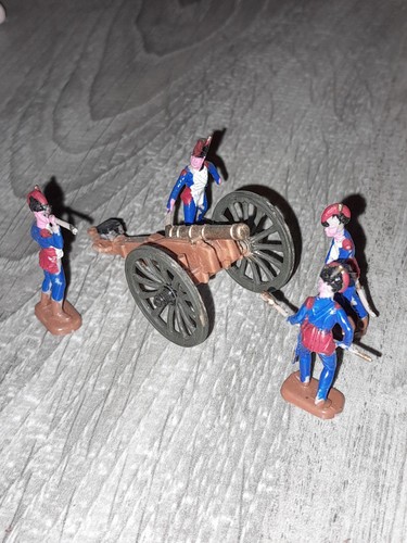 Petits soldats esci - petits,