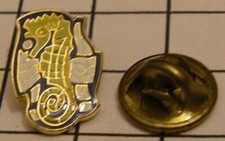 Pin's  HIPPOCAMPE SEAHORSE vintage