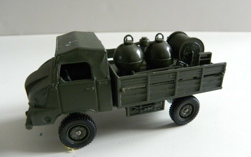 Militaire simca unic - 1/50,