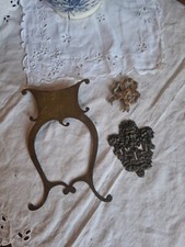 1 CACHE CLOU UNE ENTREE DE