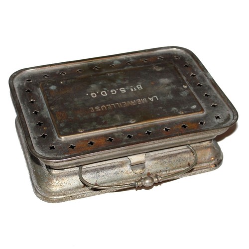 Ancienne chaufferette - , /