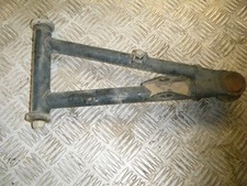 triangle supérieur avant droit quad kymco 465 i mxu